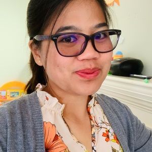 Meet your Posher, Alexandrea